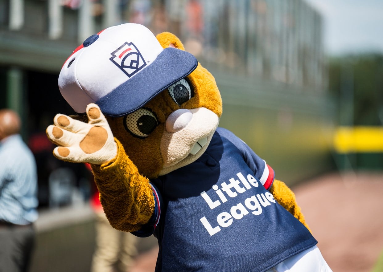 Dugout Earns 2022 Mascot Hall of Fame Award for Greatest Community Impact - Little  League